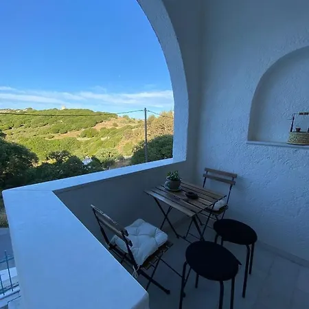 Apartment On The Road House Aperathos